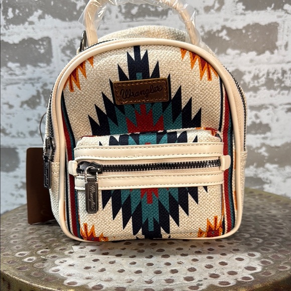 Wrangler Handbags - Wrangler Cream Textured Mini Backpack